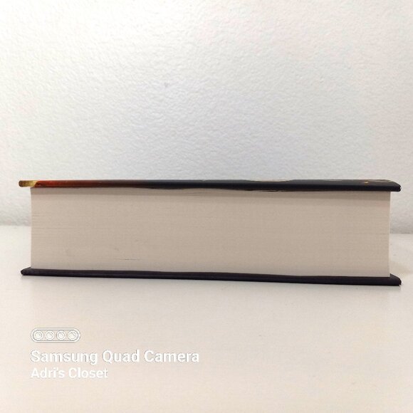 House of Flame and Shadow Digitally Signed Barnes and Noble Exclusive Ha… - Picture 11 of 13